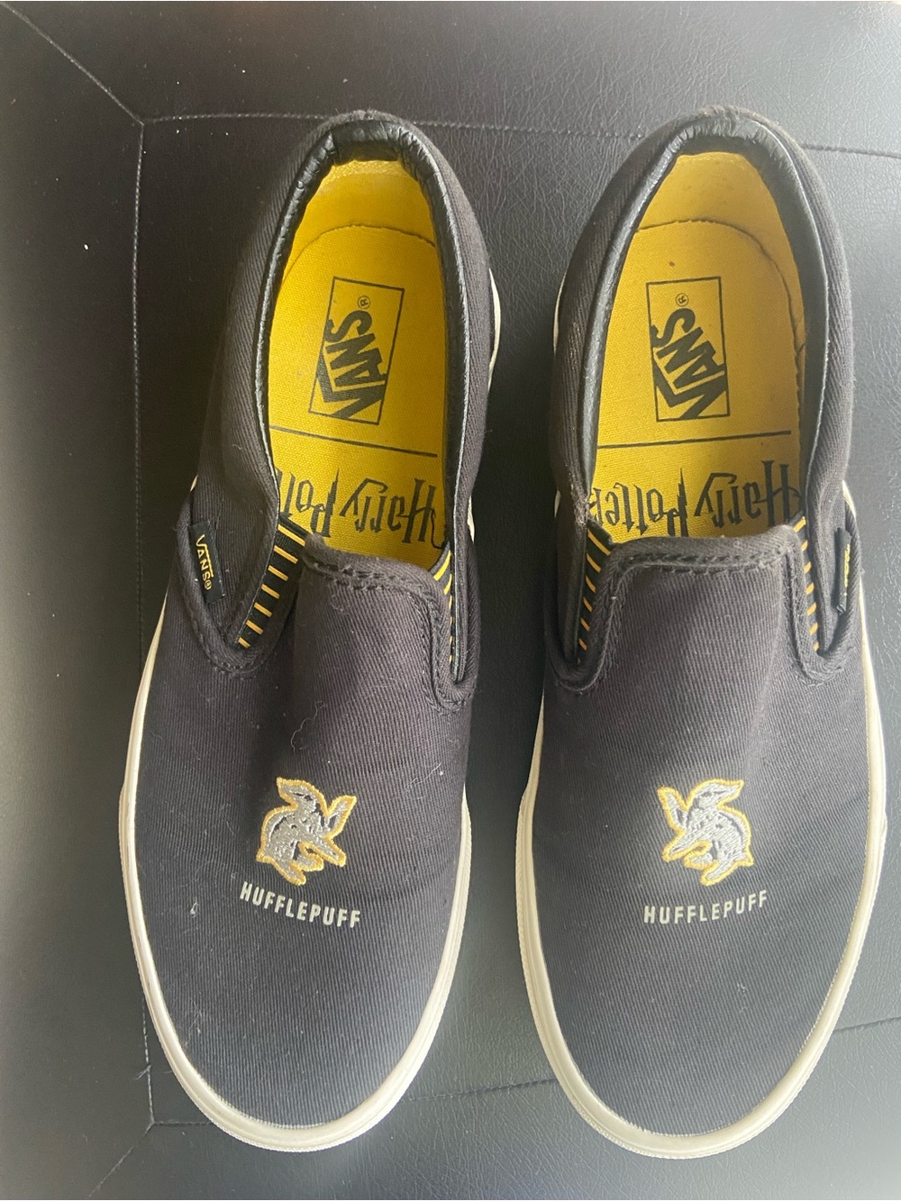 Vans x Harry Potter Hufflepuff Classic Slip-On Sneakers Black Yellow